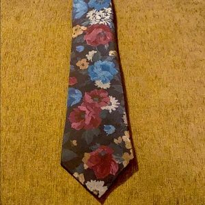 Britches Great Outdoors floral necktie